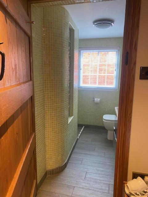 Sebastians Hotel Oswestry Bagian luar foto